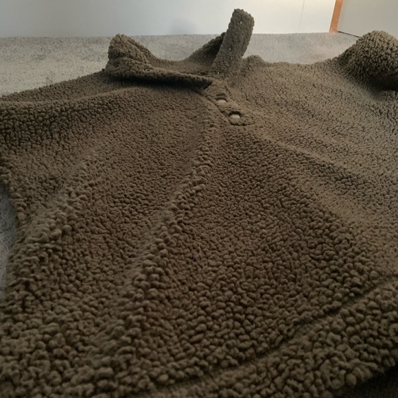 Green aeire sweatshirt - Picture 5 of 5